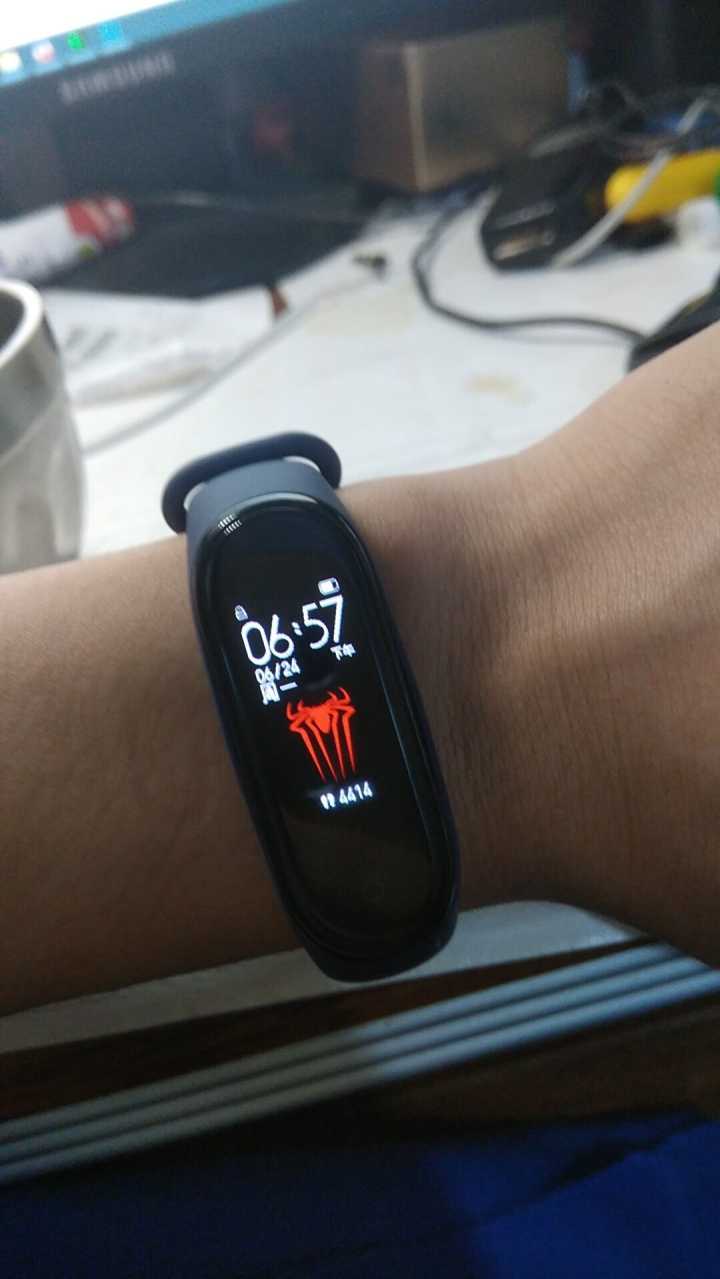 721