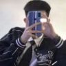 小张不会玩台球
