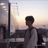 还想陪你看次海
